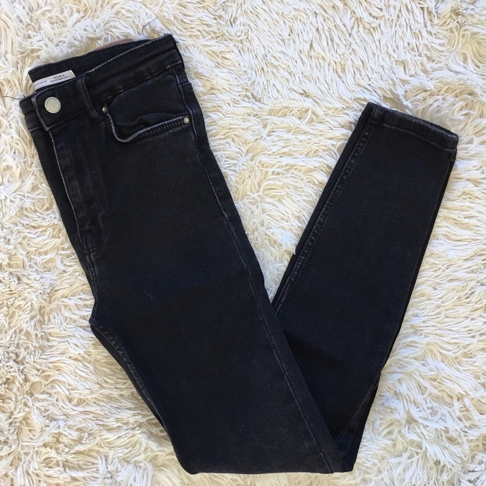 Zara Trafaluc Jeans (Black)